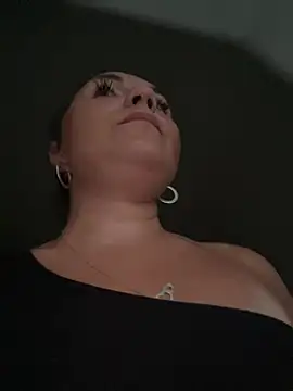 MonikaXXX05 online show from 06-25-26, 06:24