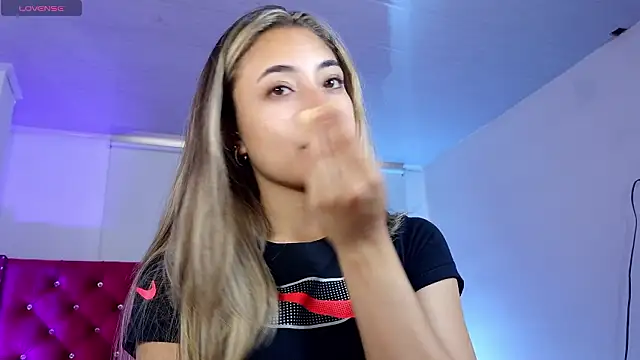 amy ker m online show from 03-12-26, 09:41