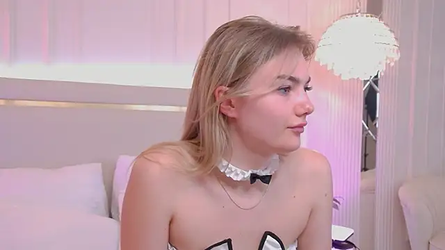 Snapshot of Sona_Lavberi chatting on 05-04-26, 09:12 Sona Lavberi online show from 05-04-26, 09:12