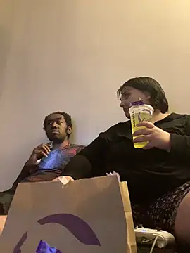 shellynpanda21 online show from 02-20-26, 04:09