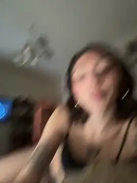 FrutillitaXX online show from 02-26-26, 06:13