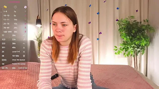 Snapshot of IeshaBurow chatting on 02-20-26, 01:13 IeshaBurow online show from 02-20-26, 01:13