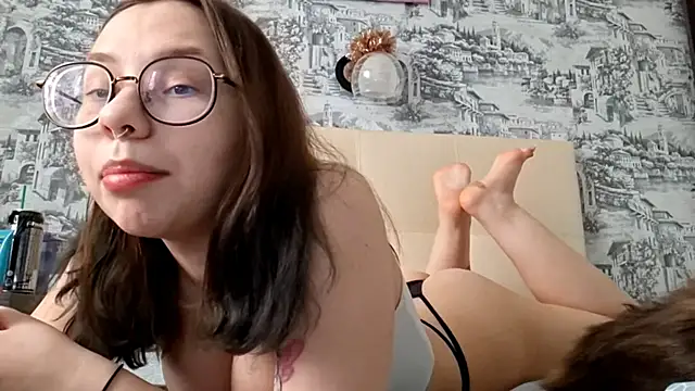 AwryNeon online show from 02-20-26, 06:10