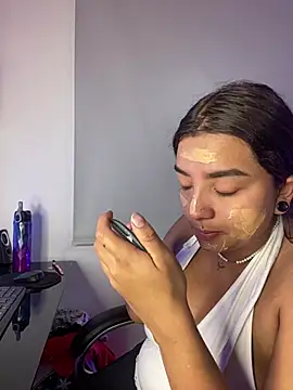 Snapshot of Midary_pink chatting on 02-21-26, 10:23 Midary pink online show from 02-21-26, 10:23