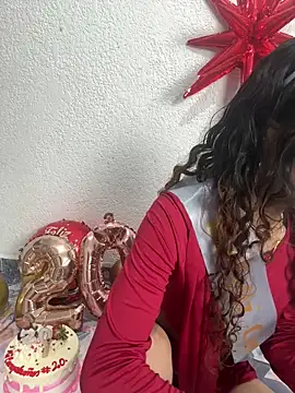 Snapshot of soffii-estrella chatting on 05-15-26, 05:49 soffii-estrella online show from 05-15-26, 05:49