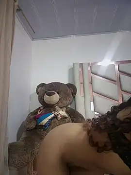 Snapshot of soffii-estrella chatting on 07-30-26, 06:12 soffii-estrella online show from 07-30-26, 06:12