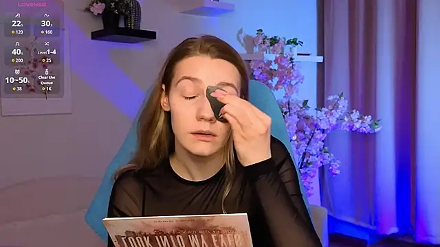 Vanessa  Lui online show from 02-28-26, 04:17