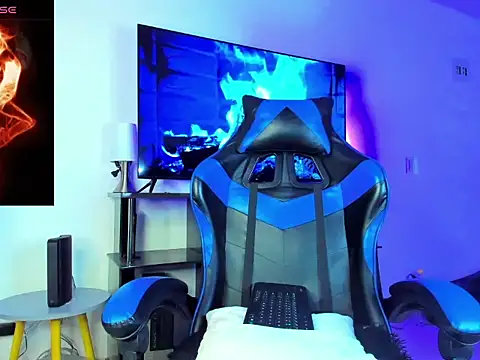 Lyam Russo online show from 03-26-26, 08:34