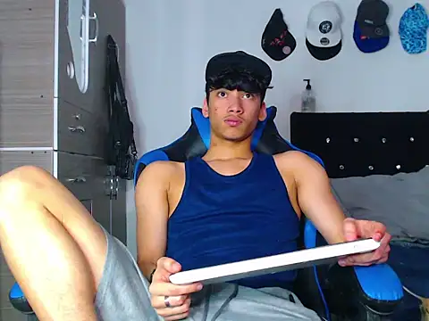 Lyam Russo online show from 02-27-26, 08:52