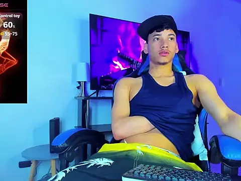 Lyam Russo online show from 03-28-26, 06:14