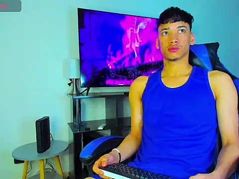 Lyam Russo online show from 03-23-26, 08:36