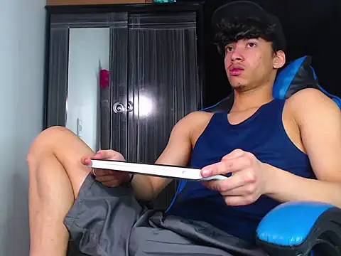 Lyam Russo online show from 02-26-26, 07:03