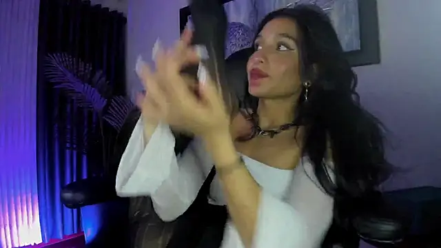 ZoeConti online show from 04-14-26, 08:36