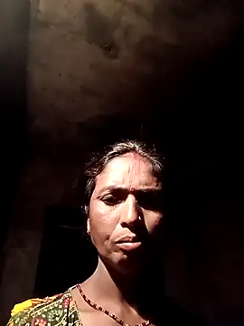 Hot re83 online show from 02-21-26, 07:16