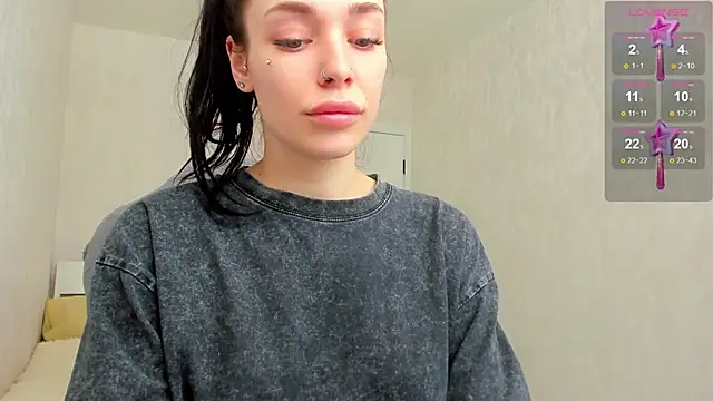 Snapshot of milkbrownn chatting on 02-20-26, 06:26 milkbrownn online show from 02-20-26, 06:26