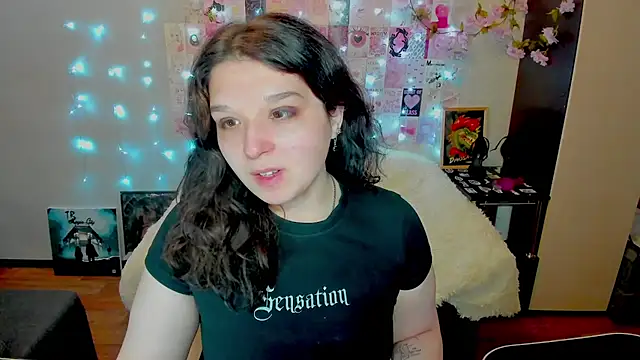 Snapshot of Kate_Acid chatting on 05-16-26, 11:37 Kate Acid online show from 05-16-26, 11:37