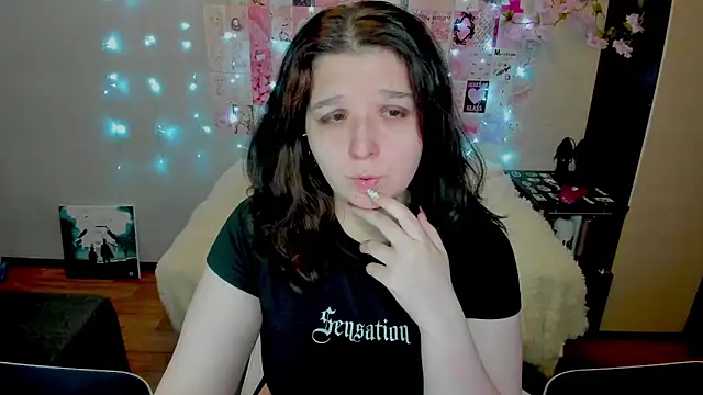 Snapshot of Kate_Acid chatting on 04-23-26, 11:50 Kate Acid online show from 04-23-26, 11:50