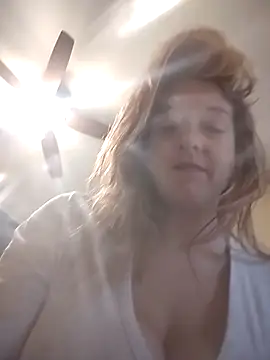 MissBella0969 online show from 04-03-26, 03:51