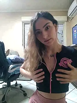 Snapshot of Larinhacat chatting on 02-19-26, 07:44 Larinhacat online show from 02-19-26, 07:44