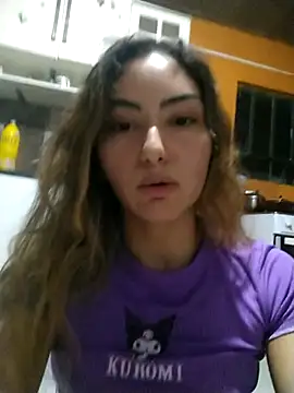 Snapshot of Larinhacat chatting on 02-16-26, 08:02 Larinhacat online show from 02-16-26, 08:02