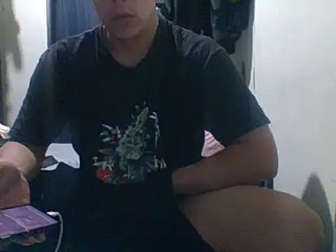 Snapshot of BeetledStoop chatting on 03-19-26, 05:40 BeetledStoop online show from 03-19-26, 05:40