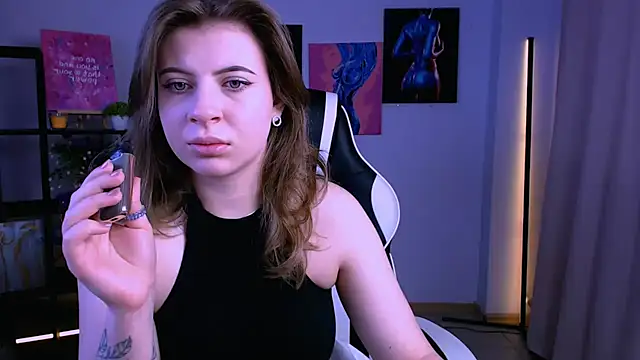 AdeleSkartel online show from 02-26-26, 03:50