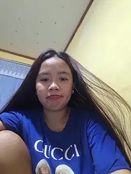 Snapshot of Polished_Princess chatting on 06-15-26, 01:11 Polished Princess online show from 06-15-26, 01:11