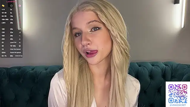 PrincessSwelgart online show from 06-10-26, 03:35