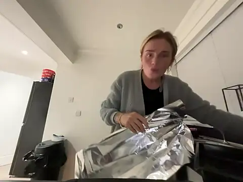 jadey19x online show from 03-06-26, 07:42