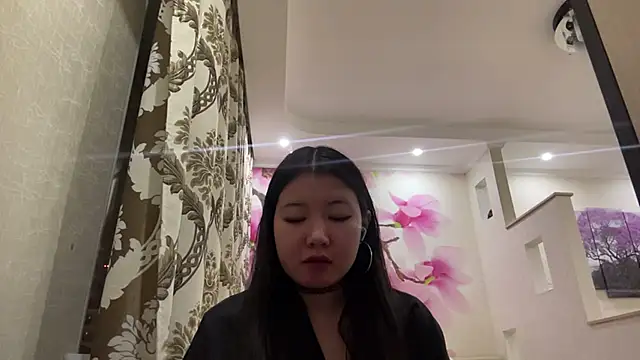 MaeRaads online show from 02-18-26, 06:48