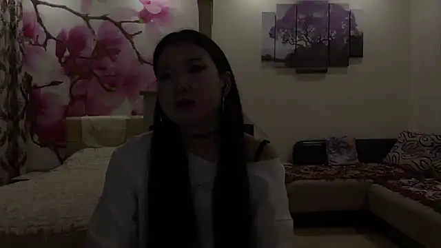 MaeRaads online show from 03-06-26, 06:36