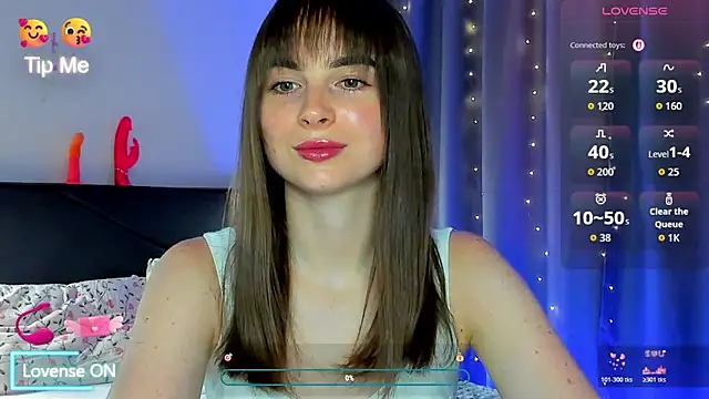 Snapshot of megann_fox2 chatting on 07-27-26, 05:20 megann fox2 online show from 07-27-26, 05:20