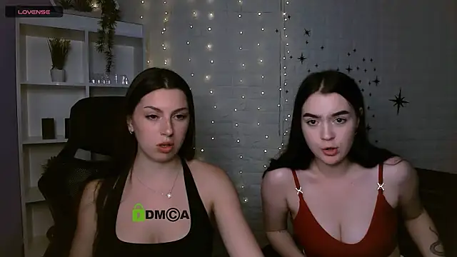 Snapshot of amalialowell chatting on 06-28-26, 07:20 amalialowell online show from 06-28-26, 07:20