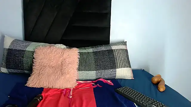 Loyal Sashaa online show from 07-10-26, 02:28
