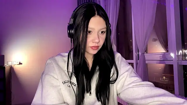 Snapshot of RaquelsHusband chatting on 02-17-26, 02:47 RaquelsHusband online show from 02-17-26, 02:47