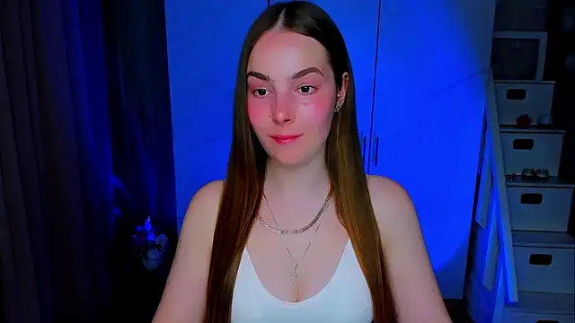 Snapshot of Maddy_Wood_ chatting on 05-20-26, 04:59 Maddy Wood online show from 05-20-26, 04:59