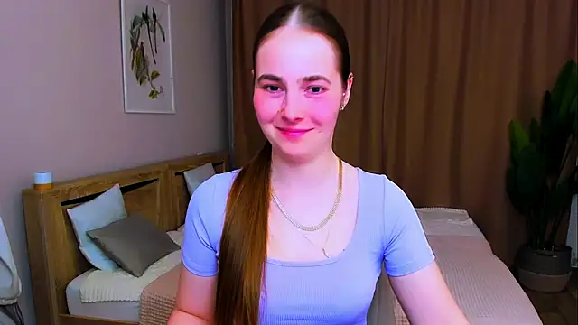 Snapshot of Maddy_Wood_ chatting on 04-18-26, 07:07 Maddy Wood online show from 04-18-26, 07:07