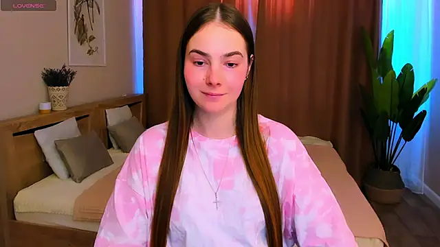 Snapshot of Maddy_Wood_ chatting on 03-09-26, 02:31 Maddy Wood online show from 03-09-26, 02:31