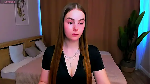 Snapshot of Maddy_Wood_ chatting on 03-24-26, 02:28 Maddy Wood online show from 03-24-26, 02:28