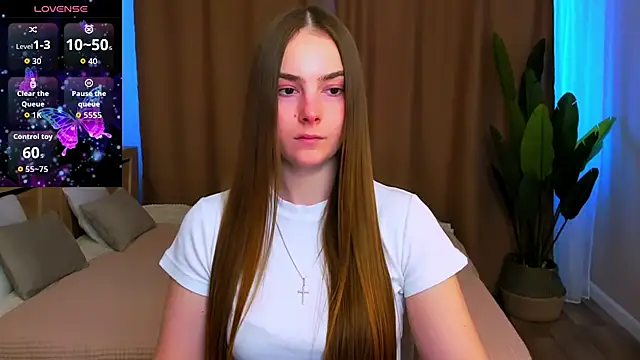 Snapshot of Maddy_Wood_ chatting on 03-06-26, 03:07 Maddy Wood online show from 03-06-26, 03:07