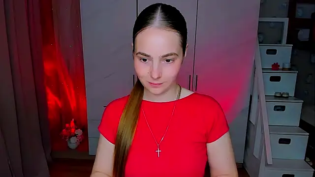 Snapshot of Maddy_Wood_ chatting on 05-24-26, 04:29 Maddy Wood online show from 05-24-26, 04:29