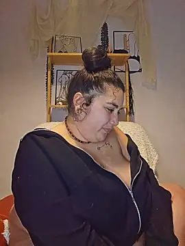 Deesse luna online show from 03-29-26, 07:37