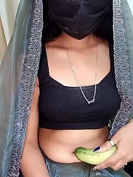 Snapshot of Cutie_babes01 chatting on 02-27-26, 05:13 Cutie babes01 online show from 02-27-26, 05:13