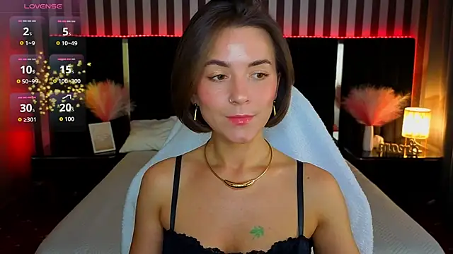 Snapshot of GracefulMichelle chatting on 05-23-26, 07:24 GracefulMichelle online show from 05-23-26, 07:24