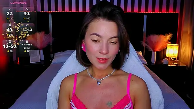 Snapshot of GracefulMichelle chatting on 05-04-26, 07:17 GracefulMichelle online show from 05-04-26, 07:17