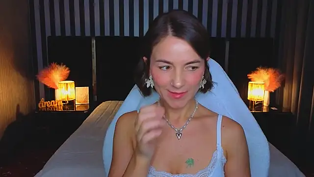 GracefulMichelle online show from 07-08-26, 07:25