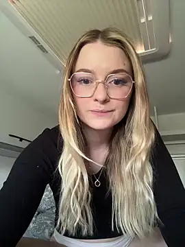 Snapshot of melanieTesss chatting on 05-10-26, 07:56 melanieTesss online show from 05-10-26, 07:56