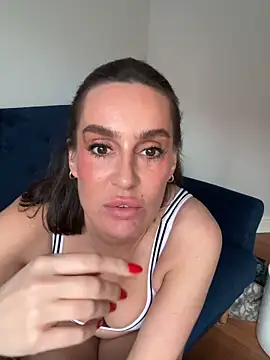 Snapshot of LaylaPeg chatting on 03-20-26, 05:25 LaylaPeg online show from 03-20-26, 05:25