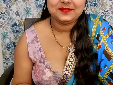 Snapshot of YOUR_URVI_ chatting on 02-25-26, 07:41 YOUR URVI online show from 02-25-26, 07:41