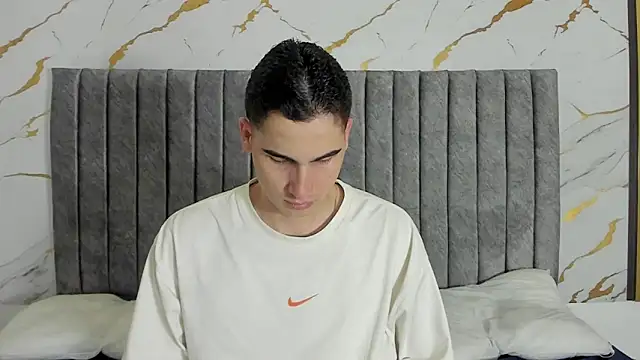 ryanlevi1 online show from 02-23-26, 01:44